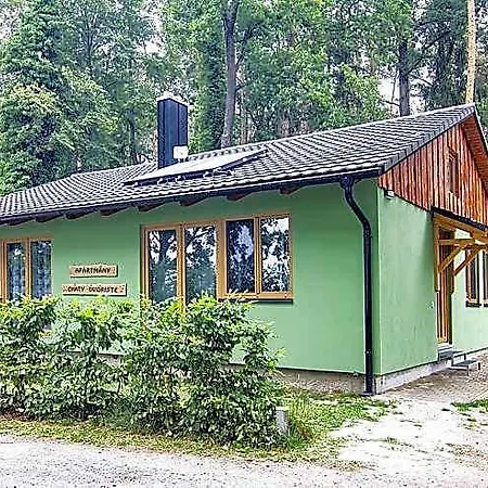 Dvoriste Lodge Lomnice nad Lužnicí