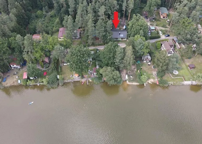 Dvoriste Lomnice nad Lužnicí