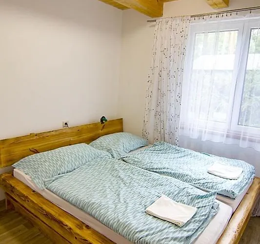 Dvoriste Lomnice nad Lužnicí