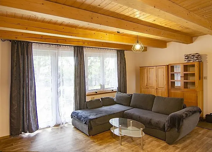 Dvoriste Lodge *